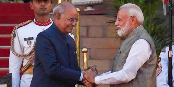 Modi handshake with President of India