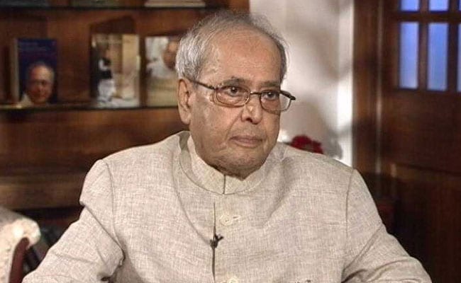 করোনায় আক্রান্ত প্রাক্তন রাষ্ট্রপতি প্রণব মুখোপাধ্যায়, ভর্তি সেনা হাসপাতালে
