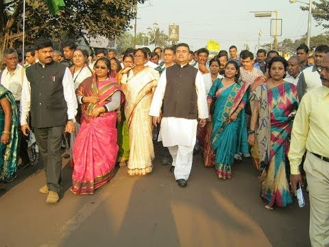 পান্তা ভাত খাওয়া ছেলেটা আদর্শের জন্য লড়ছে, গড়বেতায় বললেন শুভেন্দু