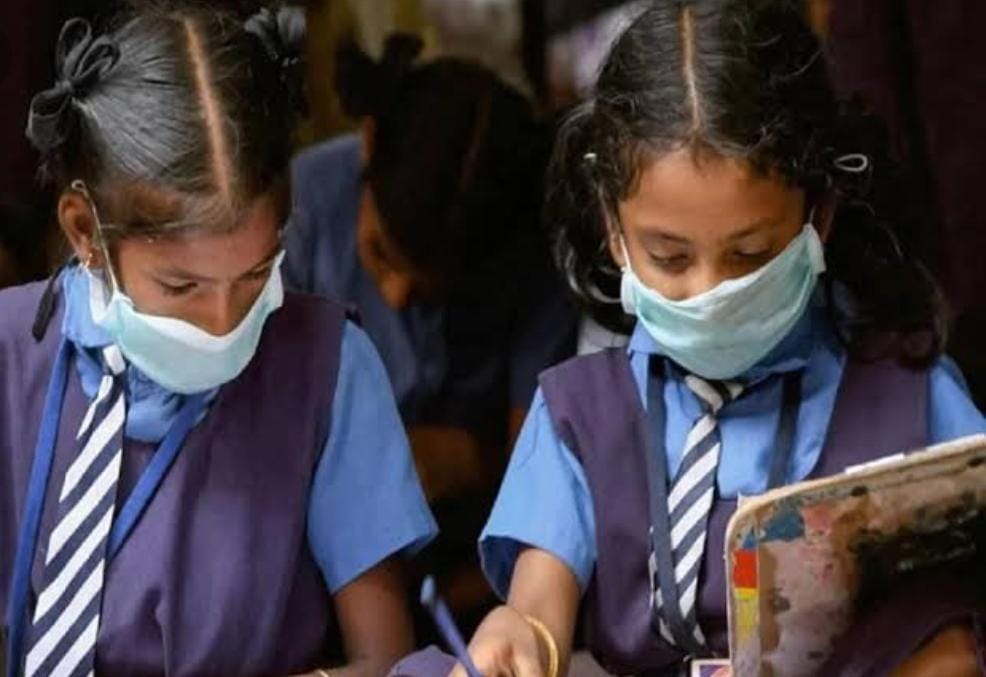 স্কুল খোলার দাবিতে কেন্দ্রকে চিঠি, মনোচিকিৎসক সংগঠনের