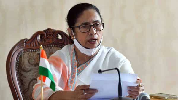শিল্পায়নে জোড় রাজ্যের। নবান্নে বৈঠক সারলেন মুখ্যমন্ত্রী।