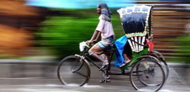 রিক্সা চালককে ৩ কোটি টাকার নোটিশ