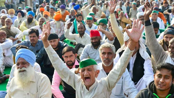 Farm bill : কৃষকদের গাড়ি চাপা এক রাজ্যে, কৃষকদের পাশে থাকতে বৈঠকে আর এক রাজ্য