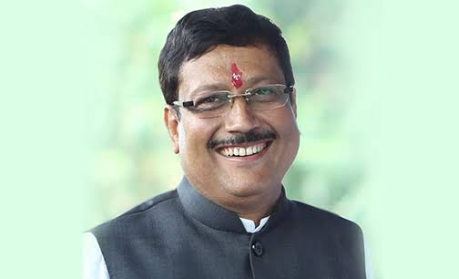 আবার ঘর ওয়াপসি। তবে এবার ঘরে ফিরলেও থাকতে হবে বাইরে।