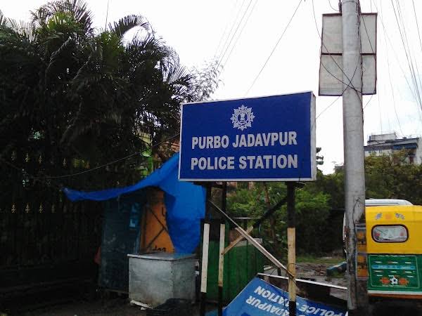 চিকিৎসকের লক্ষাধিক টাকা জালিয়াতিতে গ্রেফতার ১