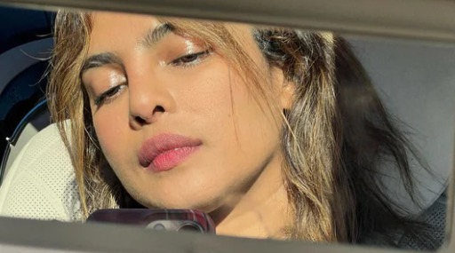 সন্তানের জন্মের পর প্রথম ছবি প্রিয়াঙ্কার