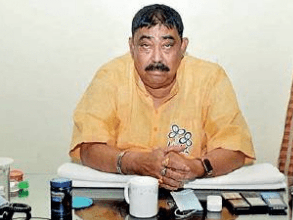 আচমকাই অসুস্থ অনুব্রত, তড়িঘড়ি আনা হল এসএসকেএমে