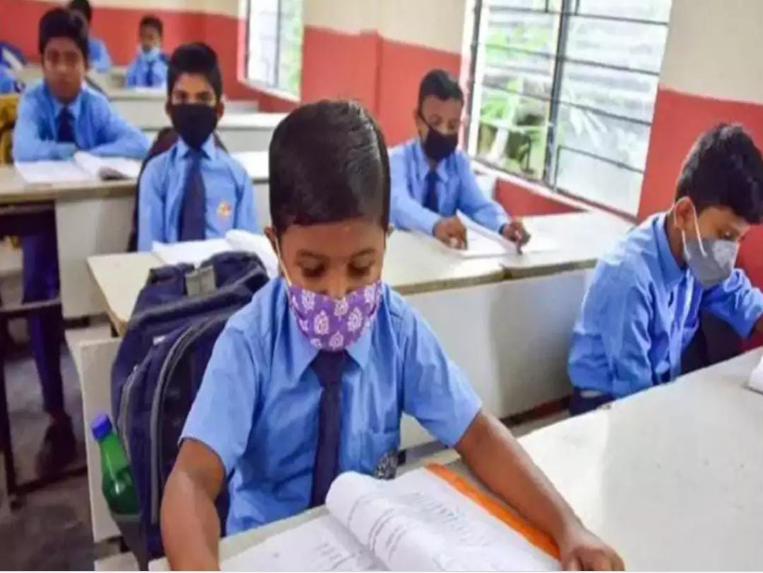 ষষ্ঠ থেকে দশম শ্রেণির পড়ুয়াদের পরীক্ষার  সময়সূচি ঘোষণা করল মধ্যশিক্ষা পর্ষদ
