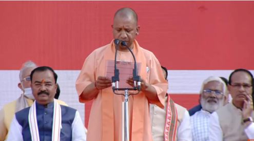 দ্বিতীয়বার উত্তরপ্রদেশের মুখ্যমন্ত্রী হিসেবে শপথ যোগী আদিত্যনাথের