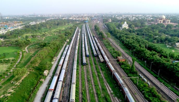 কয়লার জোগান কম, বাতিল ৬৭০টি প্যাসেঞ্জার ট্রেন