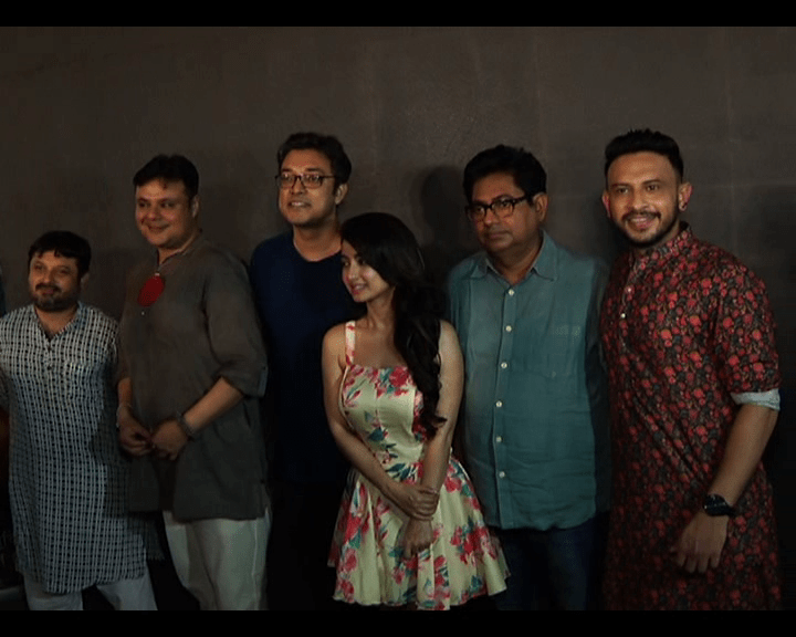 সোহাগে আদরে গানের  সুরে টিম “বেলাশুরু”