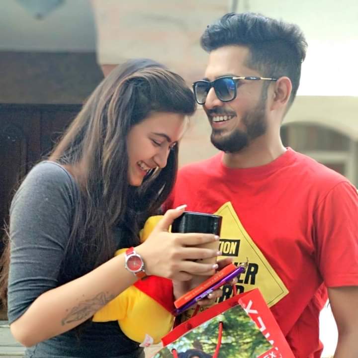 সাগ্নিক ও ঐন্দ্রিলার নামে গড়ফা থানায় খুনের মামলা দায়ের পল্লবীর পরিবারের