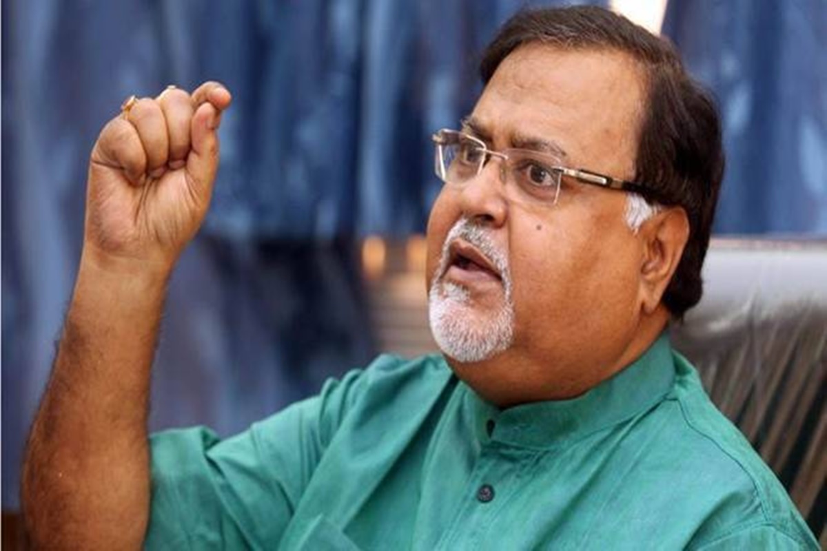 সিবিআই দফতরে হাজিরার নির্দেশ পার্থকে