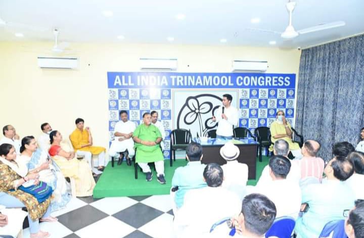 ২১শে জুলাই সমাবেশের নামে কোনো টাকা তোলা যাবে না। প্রস্তুতি সভায় কড়া হুঁশিয়ারি অভিষেকের