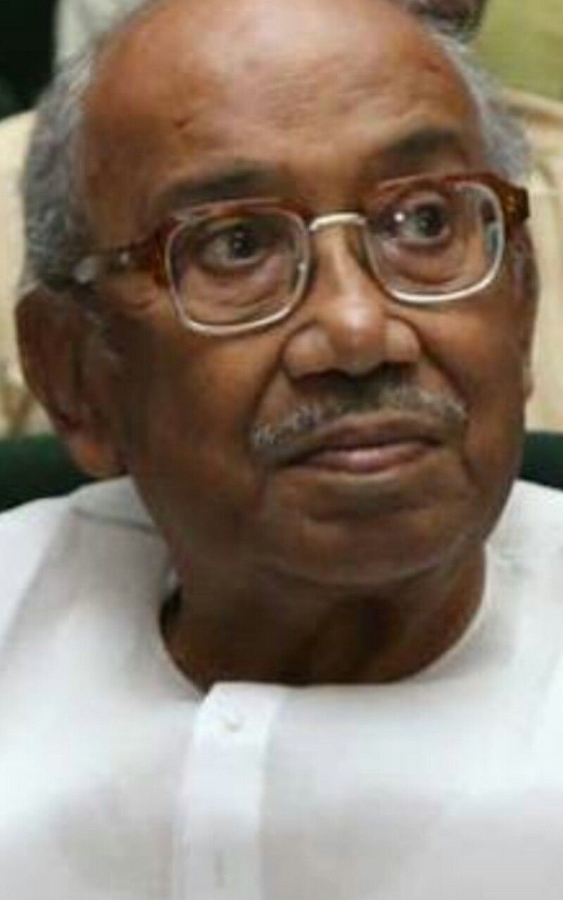 বাড়ছে আচ্ছন্নতা, তরুণ মজুমদারকে নিয়ে চিন্তায় চিকিৎসকরা