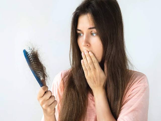 চুল পড়া রোধে কার্যকরী খাবার