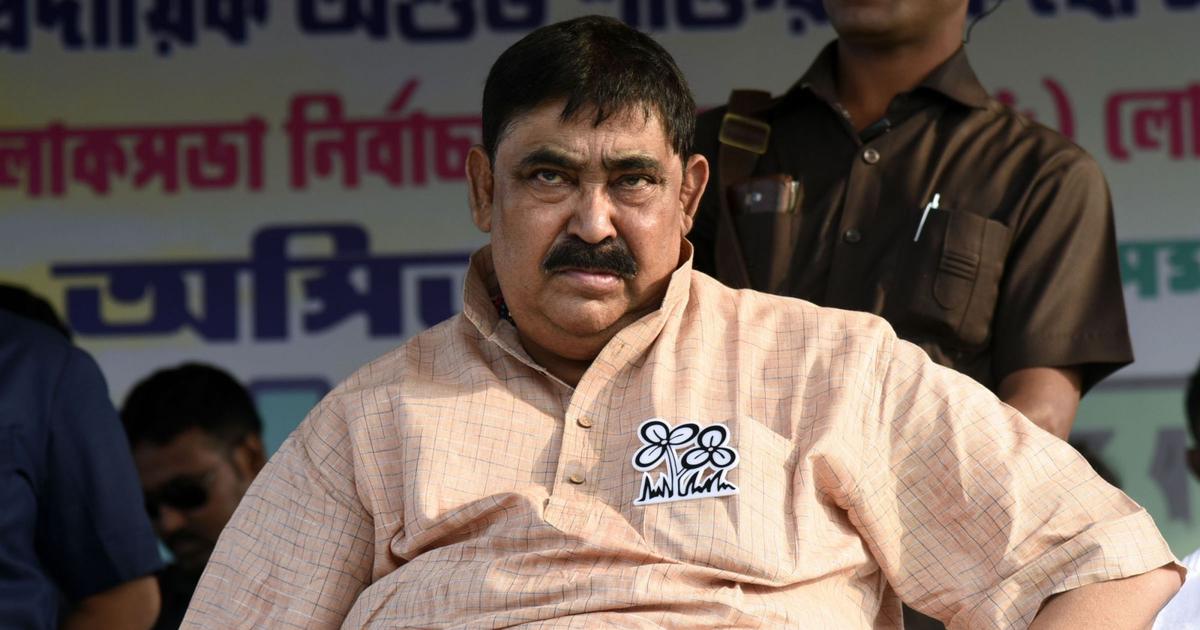 ভোট পরবর্তী হিংসা মামলায় স্বস্তিতে অনুব্রত মণ্ডল। সুপ্রিম কোর্টে রক্ষাকবচ বহাল রাখল অনুব্রত মন্ডলের।