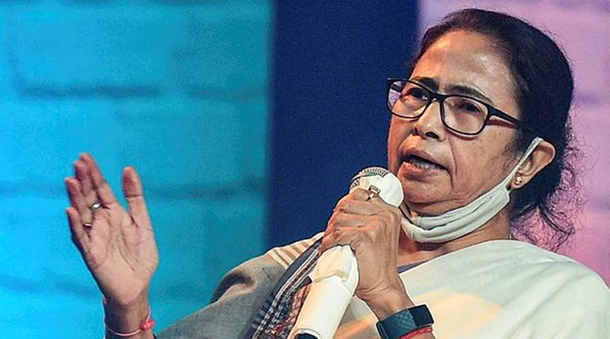 দূর্গাপুজা মিটতেই উত্তরবঙ্গ সফরে মুখ্যমন্ত্রী। দেখা করবেন মালবাজারে নিহতদের পরিবারের সঙ্গে