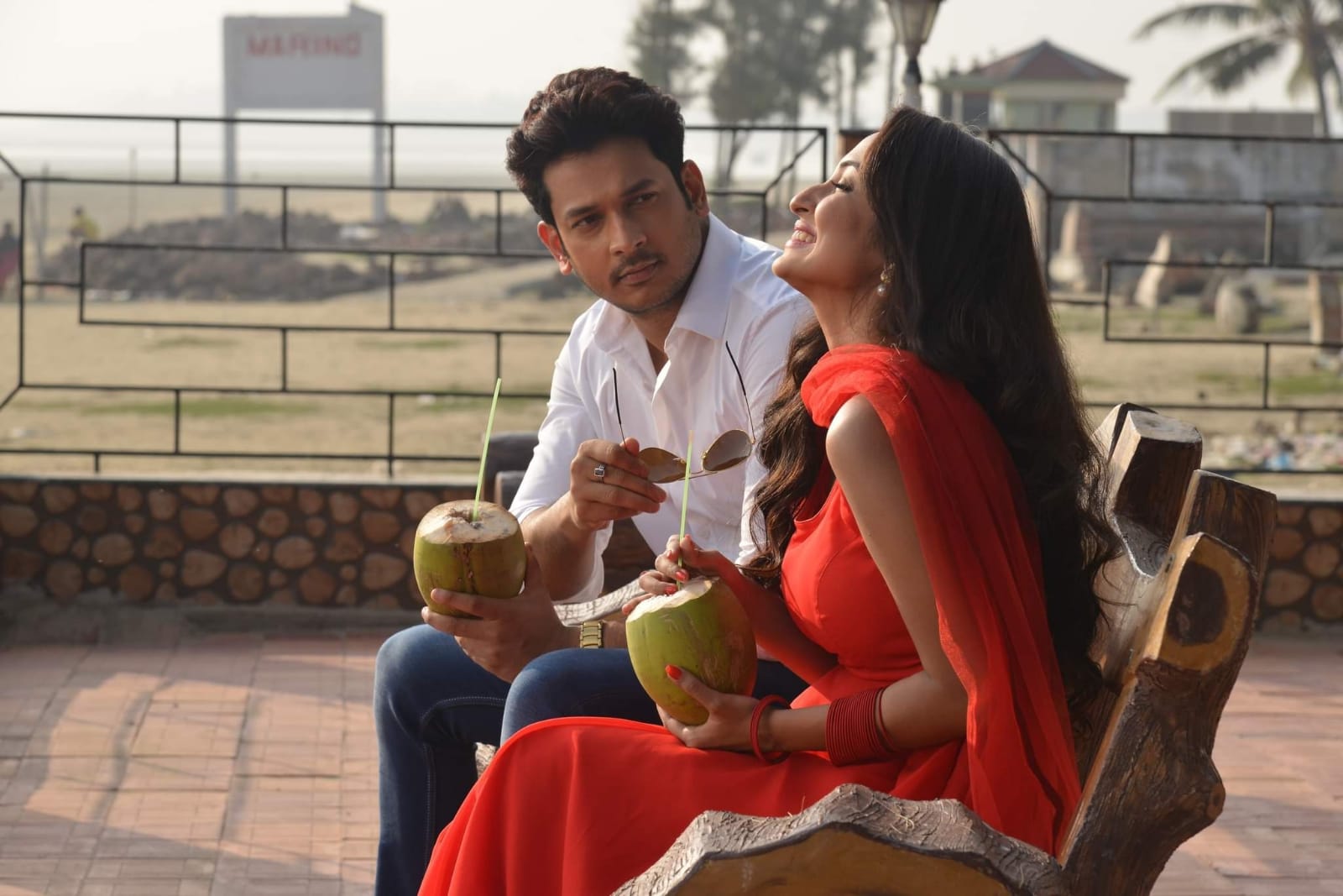 সিনেমাহলে নয়, নামী ওটিটি প্ল্যাটফর্মে মুক্তি পাচ্ছে বনি, আয়ূষী, সোমরাজের আম্রপালি।