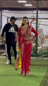 ব্যাট হাতে রুক্মিণী