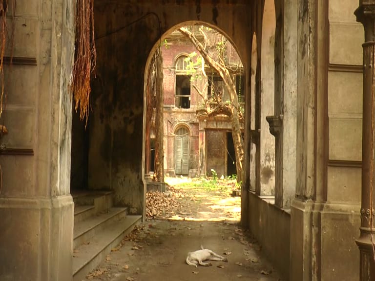 রাজা সুবোধ মল্লিকের ‘বিপজ্জনক ‘ প্রাসাদ।