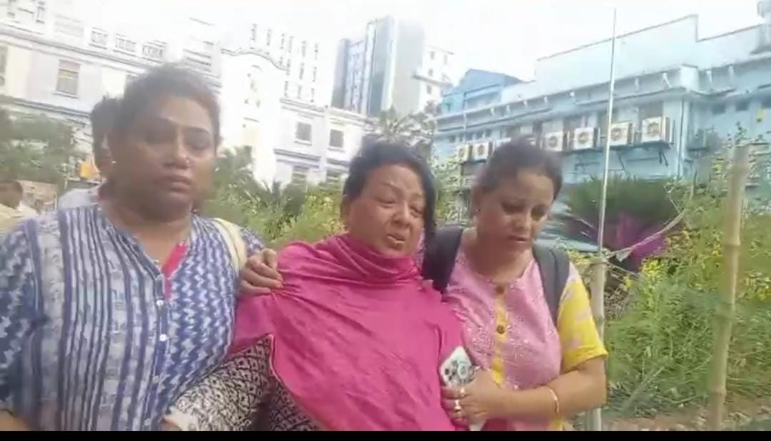 ইদানীং মনমরা হয়ে থাকত। ছেলের মৃত্যুর পর কোন সত্যি প্রকাশ্যে আনলেন দিলীপ-পত্নী?