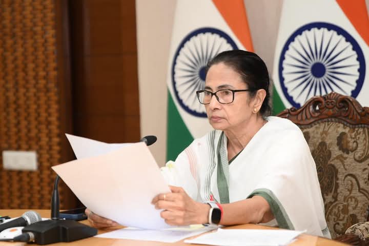 মুখ্যমন্ত্রীকে খোলা চিঠি চাকরিহারাদের।