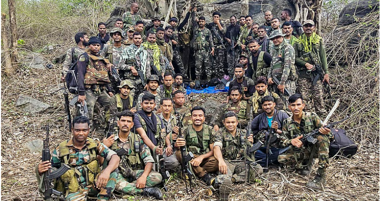 মাওবাদী দমন অভিযান: মৃত ১ মাও নেতা, আহত ১