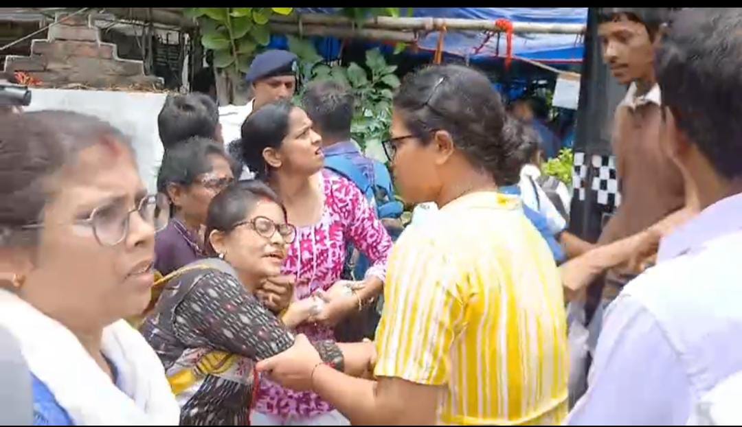হাজরাতে শেষ কালীঘাট অভিযান।