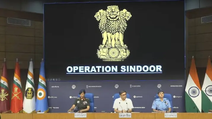ব্যোমিকা-সোফিয়ার উজ্জ্বল ব্রিফিং, স্বামীহারাদের সমব্যথী হয়ে দুই যোদ্ধা নারীর সাংবাদিক সম্মেলন