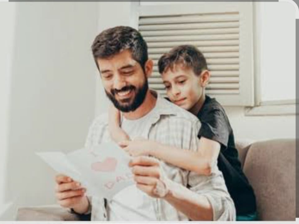 বিশ্বের সব বাবাদের একটি বিশেষ দিন “বাবা দিবস”। 15 ই জুন পালিত হবে দেশ জুড়ে..