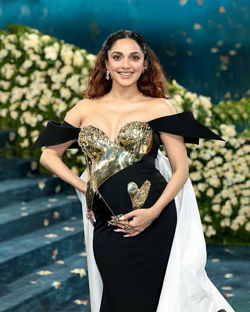 আসন্ন বায়োপিকে মীনা কুমারীর চরিত্রে অভিনয় করবেন কিয়ারা আদভানি?