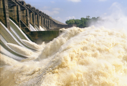 ফের মুখ্যমন্ত্রীর মুখে ‘ম্যান-মেড’ বন্যার তীর — এবার নিশানায় ডিভিসি!