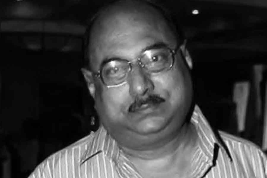 প্রাতঃভ্রমণে বেড়িয়ে প্রখ্যাত পরিচালক পার্থ ঘোষ প্রয়াত, বলিউড-টলিউডে শোকের ছায়া