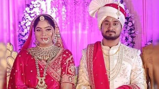 স্বামীর শেষকৃত্যে হাজির প্রেমিক, অবিশ্বাসের চরমতম নিদর্শন সোনম