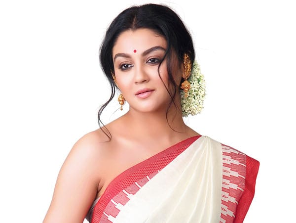 জন্মদিনে কেন মনখারাপ জয়ার….