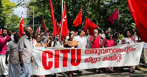 কেরালা-বিহারে বিক্ষিপ্ত অশান্তি, বনধে প্রায় স্বাভাবিক তিলোত্তমা