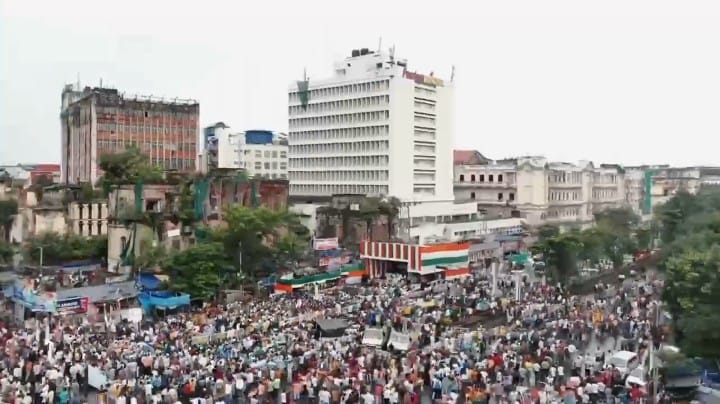 “ক্ষমতা থাকলে আমাকে ডিটেনশন ক্যাম্পে রাখুন।”- কড়া হুঁশিয়ারি মমতা বন্দ্যোপাধ্যায়ের